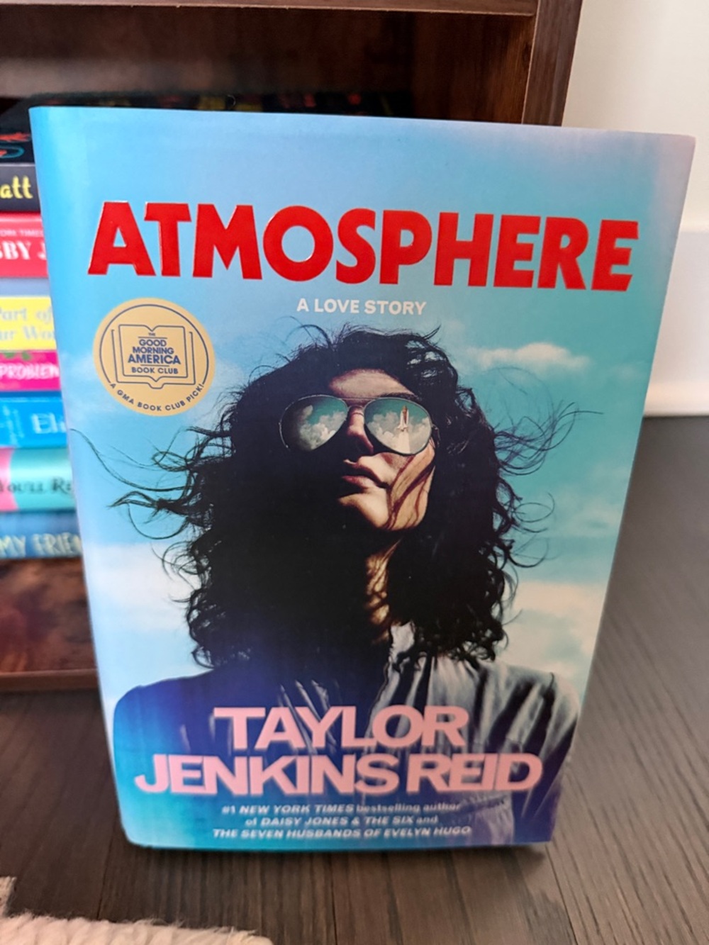 Atmosphere, Taylor Jenkins Reid